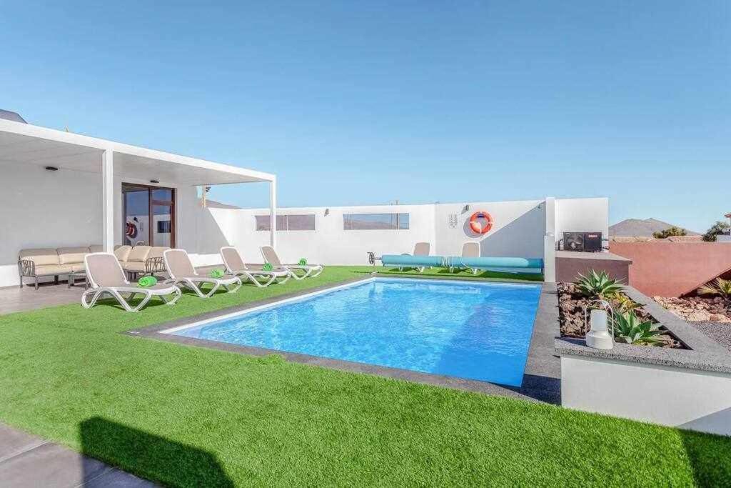 Villa Ponzos Chalet Independiente Y Privado Triquivijate Exterior foto